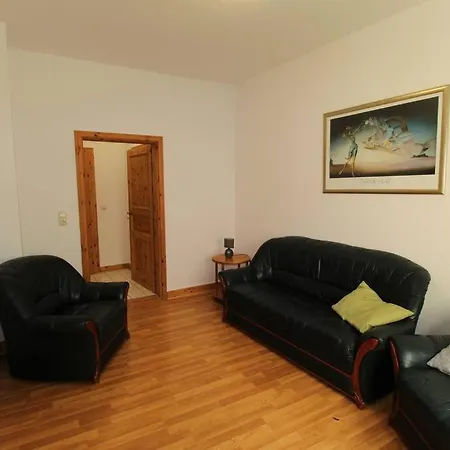 Apartment Fewo Im Zentrum Der Stadt
